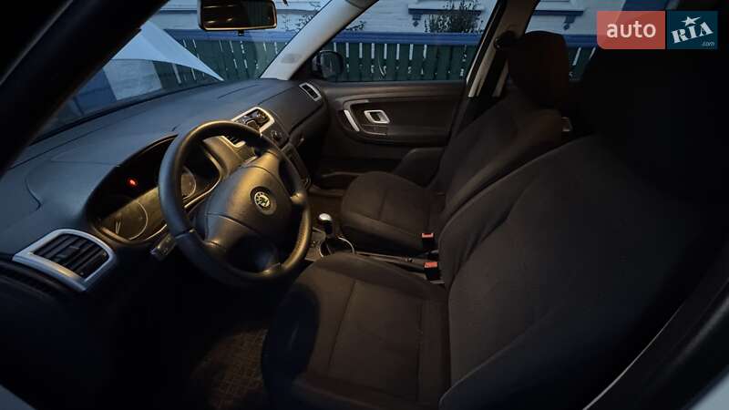 Хетчбек Skoda Fabia 2008 в Києві