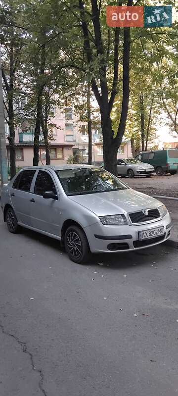 Седан Skoda Fabia 2005 в Харькове