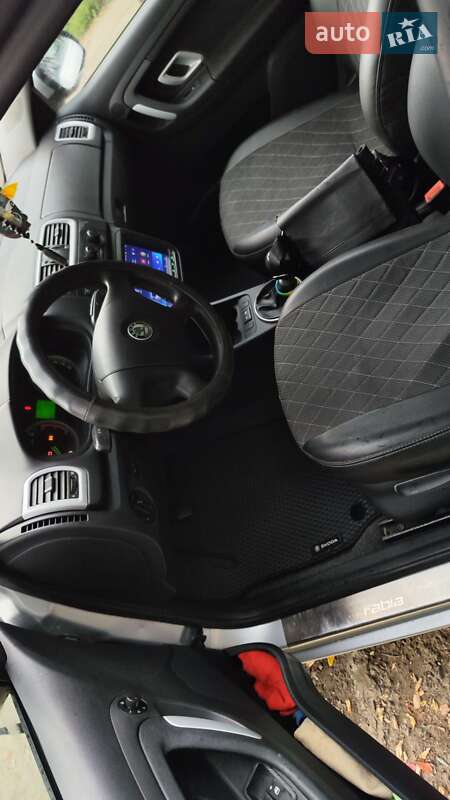 Универсал Skoda Fabia 2009 в Кривом Роге