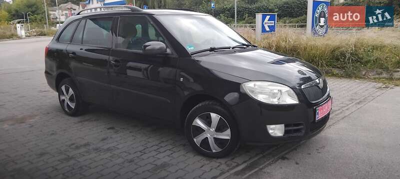 Универсал Skoda Fabia 2010 в Луцке