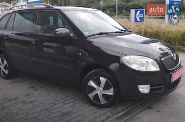 Универсал Skoda Fabia 2010 в 