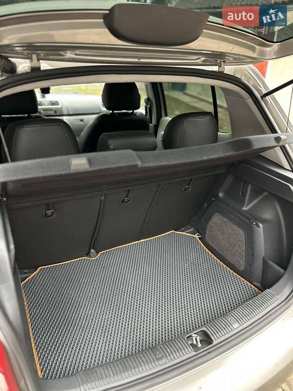 Хетчбек Skoda Fabia 2007 в Тернополі