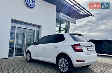 Хэтчбек Skoda Fabia 2019 в 