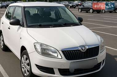Хетчбек Skoda Fabia 2013 в Києві