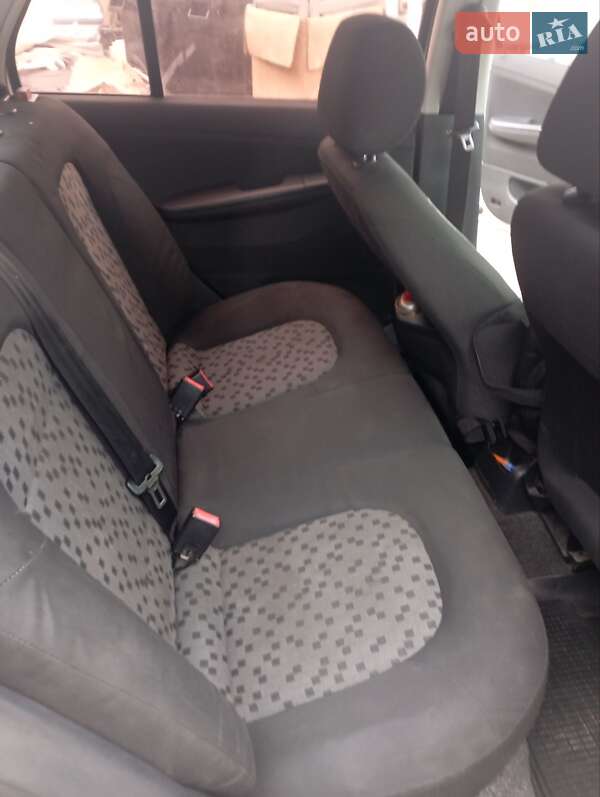 Хетчбек Skoda Fabia 2006 в Києві