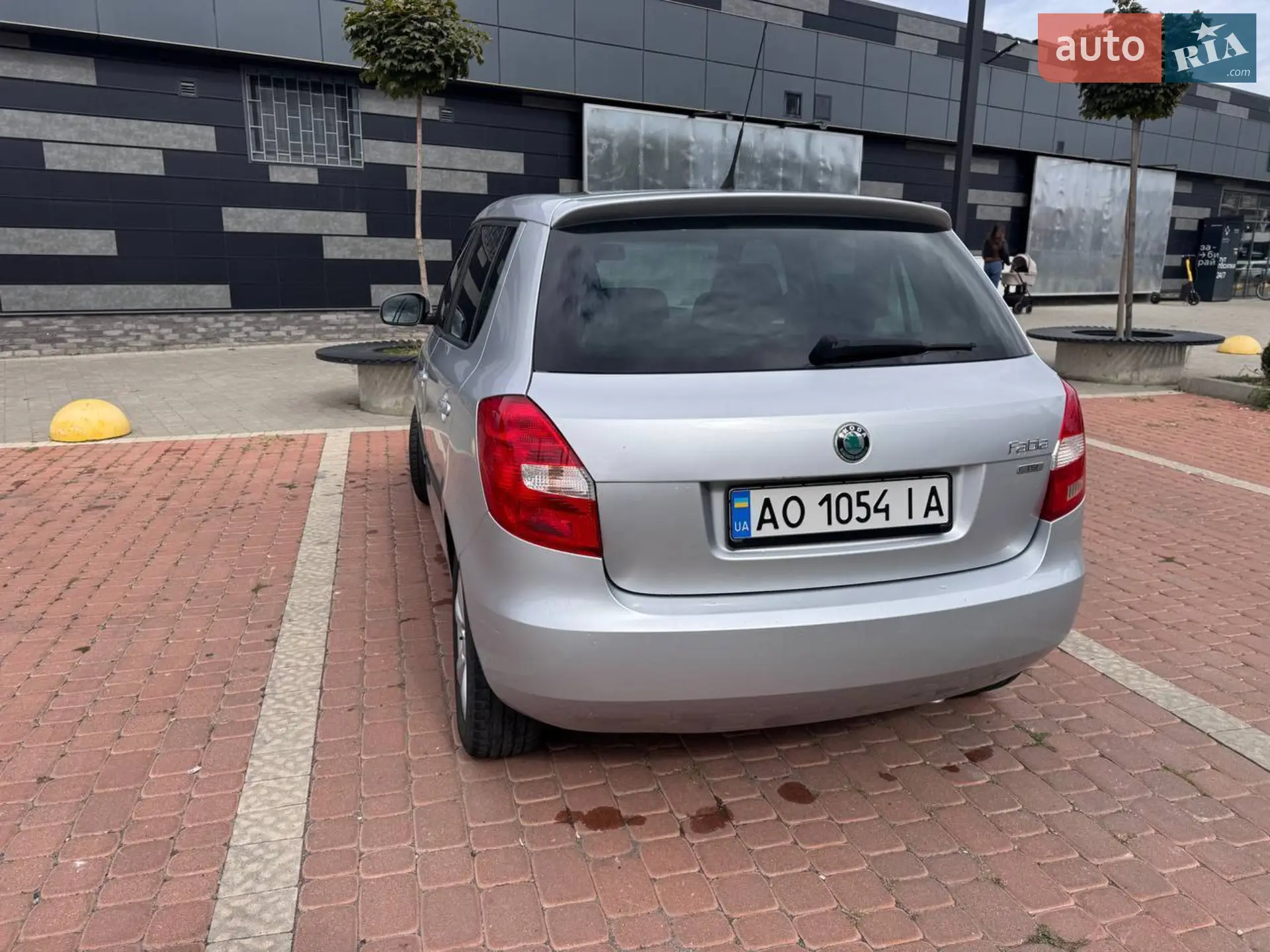 2011 Skoda Fabia - мініатюра 7