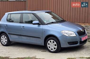 Хэтчбек Skoda Fabia 2008 в 