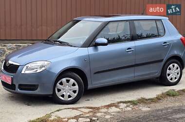 Хэтчбек Skoda Fabia 2008 в 