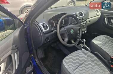 Хэтчбек Skoda Fabia 2009 в 