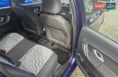 Хэтчбек Skoda Fabia 2009 в 