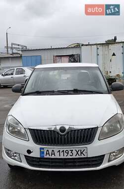 Хэтчбек Skoda Fabia 2014 в Киеве