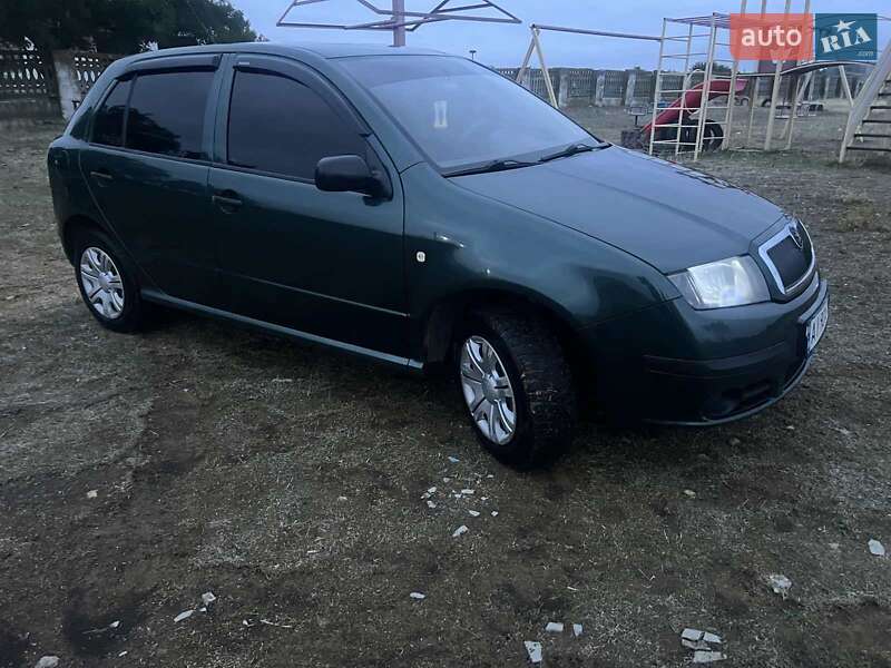Хэтчбек Skoda Fabia 2007 в 