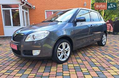 Хэтчбек Skoda Fabia 2008 в 