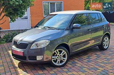 Хэтчбек Skoda Fabia 2008 в 