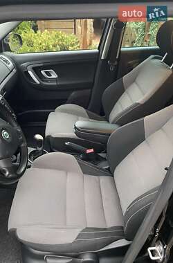 Хэтчбек Skoda Fabia 2009 в 