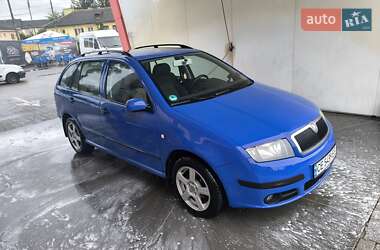 Універсал Skoda Fabia 2006 в Чернівцях