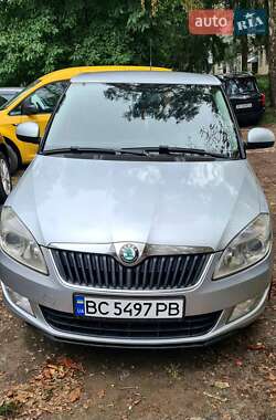 Универсал Skoda Fabia 2011 в Львове