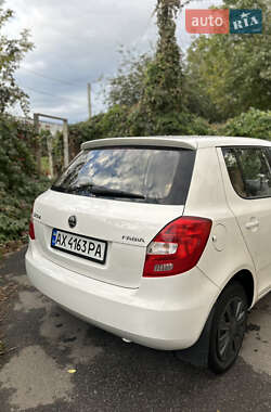 Хэтчбек Skoda Fabia 2014 в 