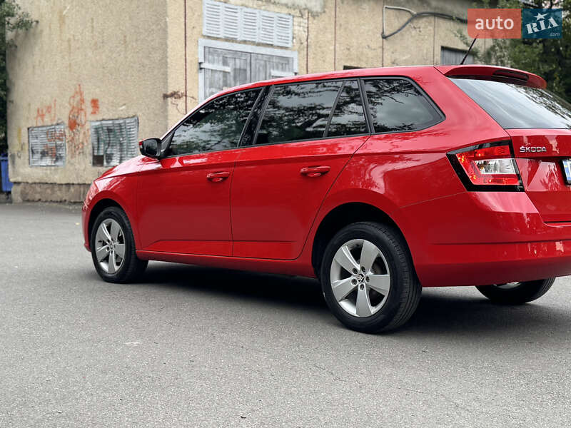 Універсал Skoda Fabia 2018 в Мукачевому