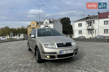 Седан Skoda Fabia 2005 в Львові