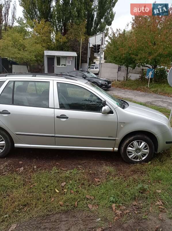 Універсал Skoda Fabia 2004 в Вінниці