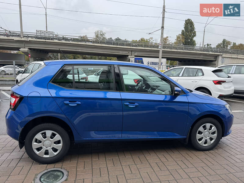 Хэтчбек Skoda Fabia 2016 в Киеве фото 4 Хэтчбек Skoda Fabia 2016 в Киеве