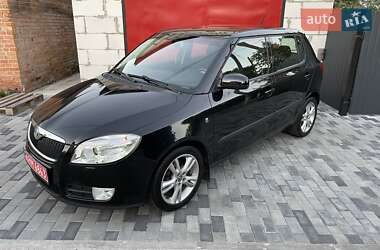 Хэтчбек Skoda Fabia 2008 в Хороле