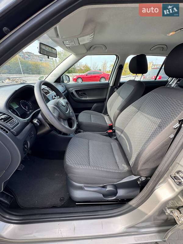 Універсал Skoda Fabia 2010 в Кривому Розі фото 12 Універсал Skoda Fabia 2010 в Кривому Розі