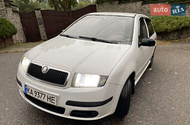 Хэтчбек Skoda Fabia 2005 в Василькове