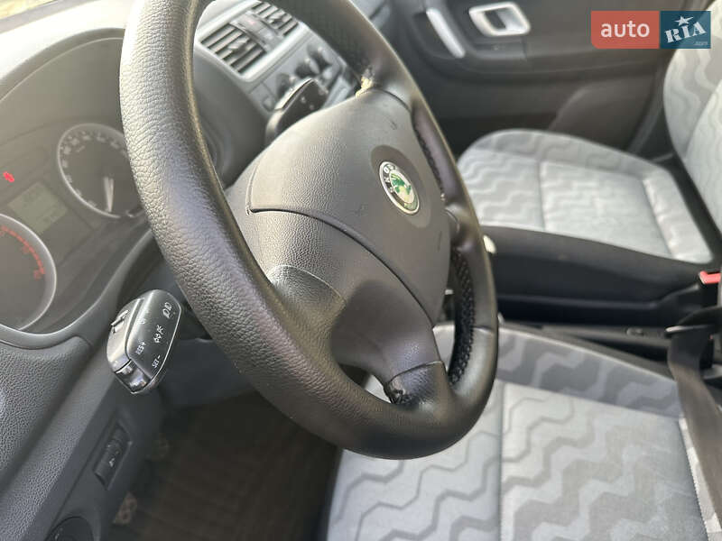 Хетчбек Skoda Fabia 2008 в Луцьку фото 15 Хетчбек Skoda Fabia 2008 в Луцьку
