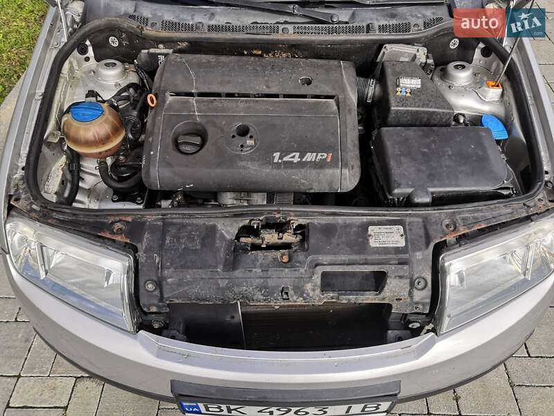 Універсал Skoda Fabia 2002 в Здолбуніві