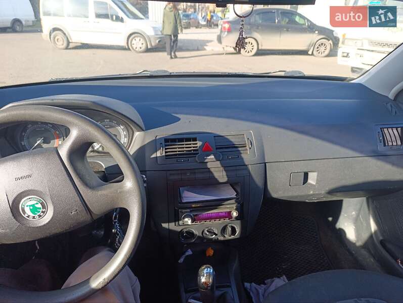 Хэтчбек Skoda Fabia 2007 в Рени фото 5 Хэтчбек Skoda Fabia 2007 в Рени