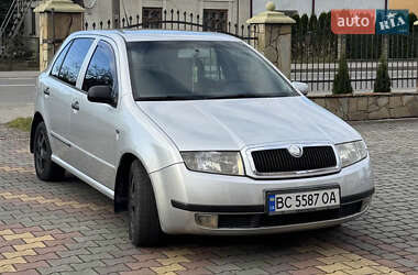 Хэтчбек Skoda Fabia 2002 в Самборе