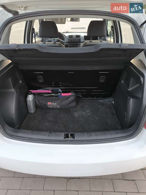 Хэтчбек Skoda Fabia 2012 в Киеве