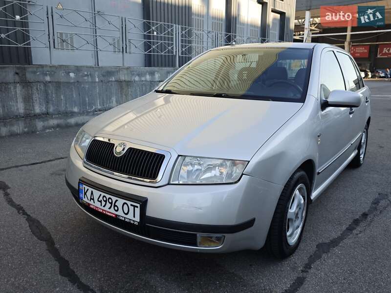 Хетчбек Skoda Fabia 2001 в Києві