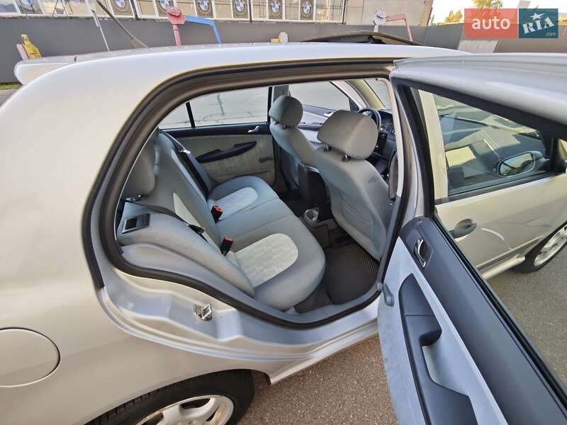 Хетчбек Skoda Fabia 2001 в Києві