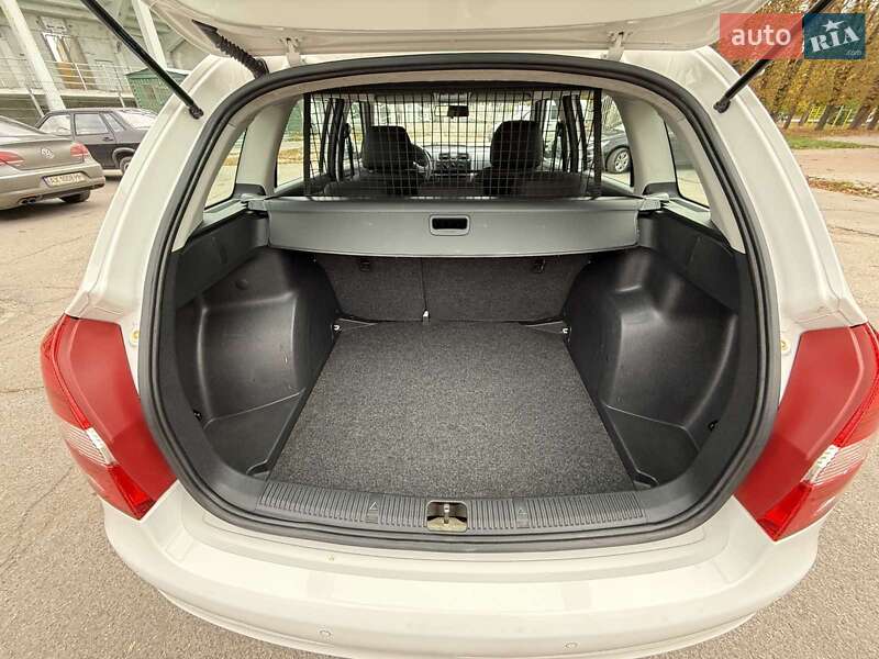 Универсал Skoda Fabia 2013 в Полтаве