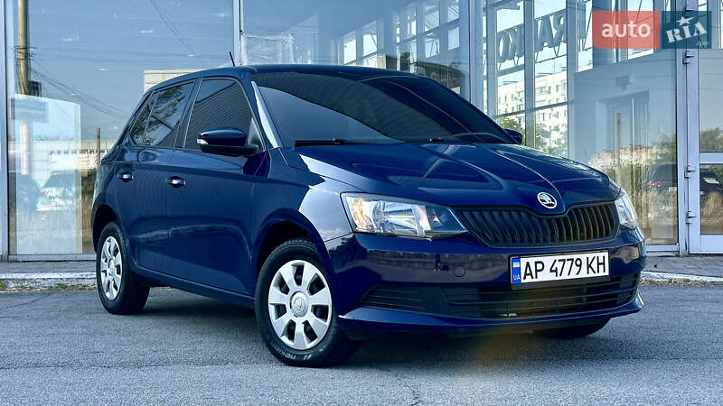 Хэтчбек Skoda Fabia 2017 в 