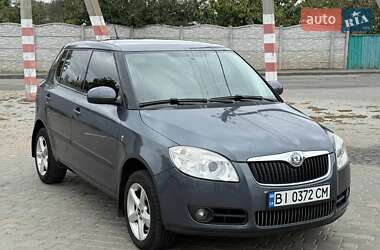 Хэтчбек Skoda Fabia 2008 в 