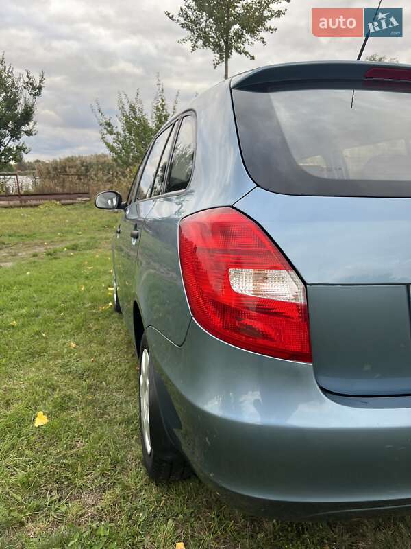 Универсал Skoda Fabia 2009 в Кременчуге