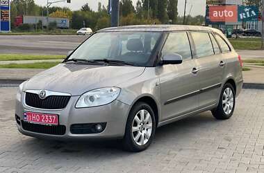 Универсал Skoda Fabia 2010 в Киеве