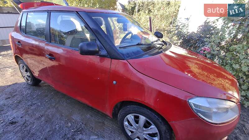 Skoda Fabia 2010 Skoda Fabia 2010