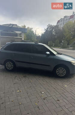Универсал Skoda Fabia 2007 в  фото 3 Универсал Skoda Fabia 2007 в