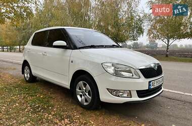 Хэтчбек Skoda Fabia 2012 в 