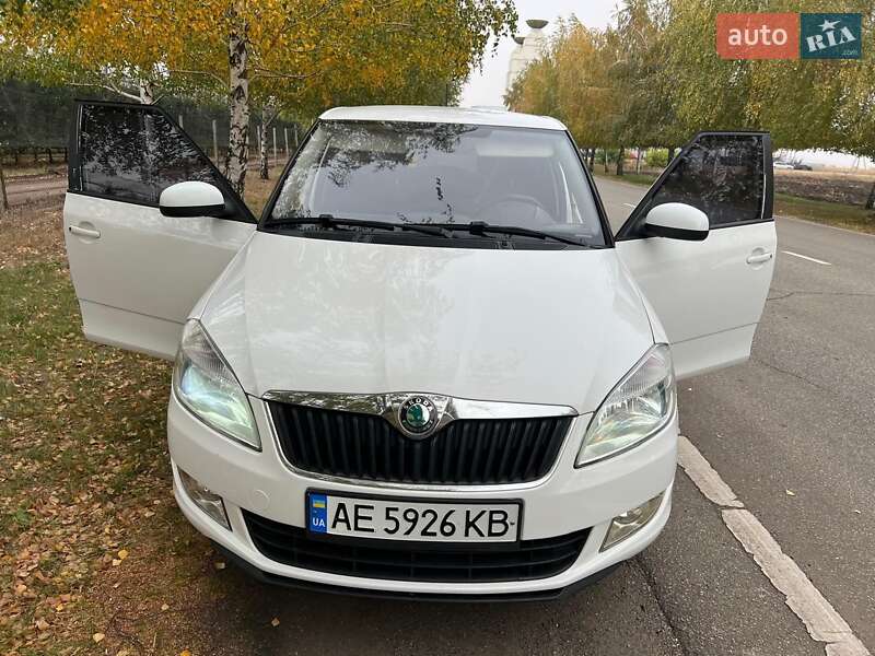 Хетчбек Skoda Fabia 2012 в Дніпрі фото 15 Хетчбек Skoda Fabia 2012 в Дніпрі