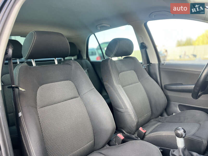 Хэтчбек Skoda Fabia 2005 в Владимире фото 43 Хэтчбек Skoda Fabia 2005 в Владимире