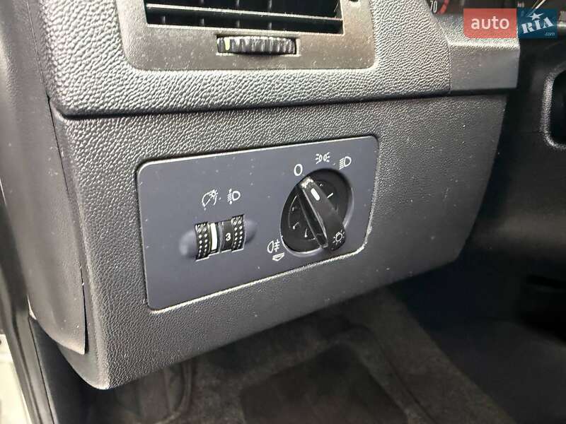 Универсал Skoda Fabia 2004 в Черновцах
