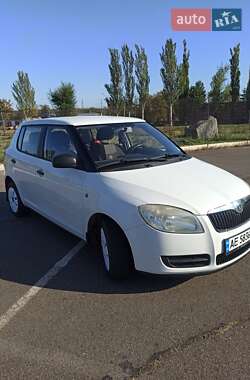 Хэтчбек Skoda Fabia 2009 в 