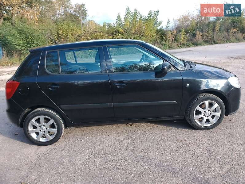 Хэтчбек Skoda Fabia 2008 в Тернополе