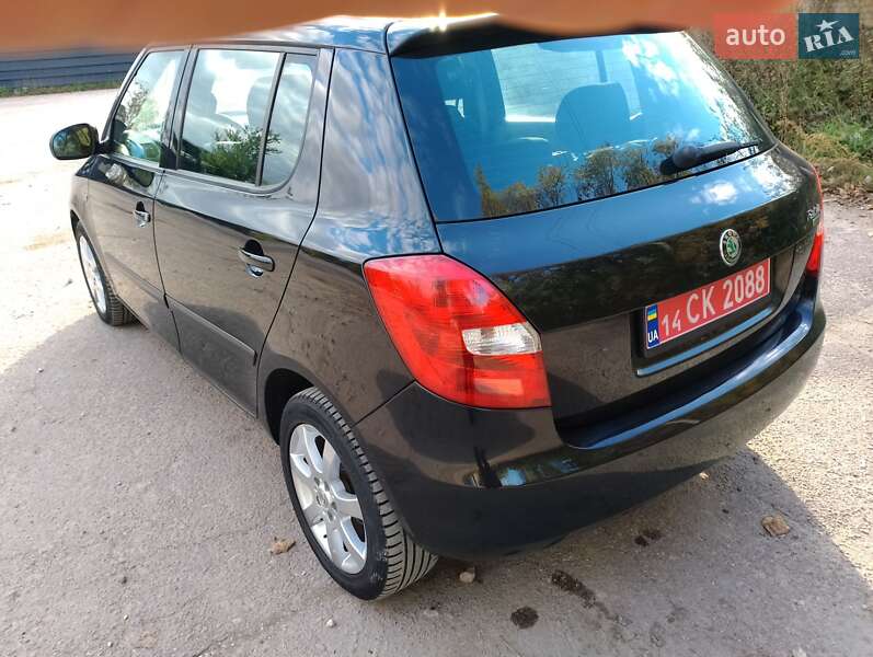 Хэтчбек Skoda Fabia 2008 в Тернополе